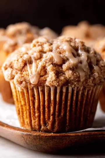 Apple Cinnamon Crumb Muffins