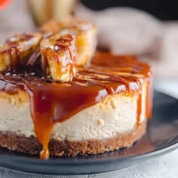 Caramelized Banana Cheesecake with Rum Glaze