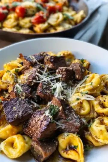 Garlic Parmesan Steak Tortellini