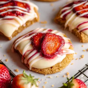Strawberry Cheesecake Cookies