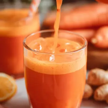 Carrot Juice Recipe (Juicer or Blender)