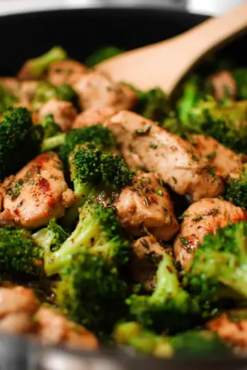 Easy Chicken and Broccoli