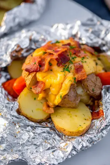 Hobo Dinner Foil Packets (Bacon Cheeseburger & Potato)